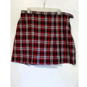 SchoolBelles plaid uniform skirt with pockets shorts under juniors size 36 or 14